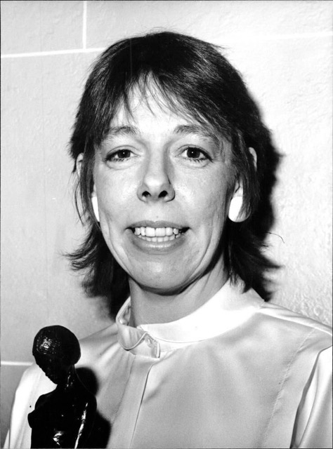 Oh…Miss Jones! BIO – FRANCES DE LA TOUR: Shakespeare’s Sister